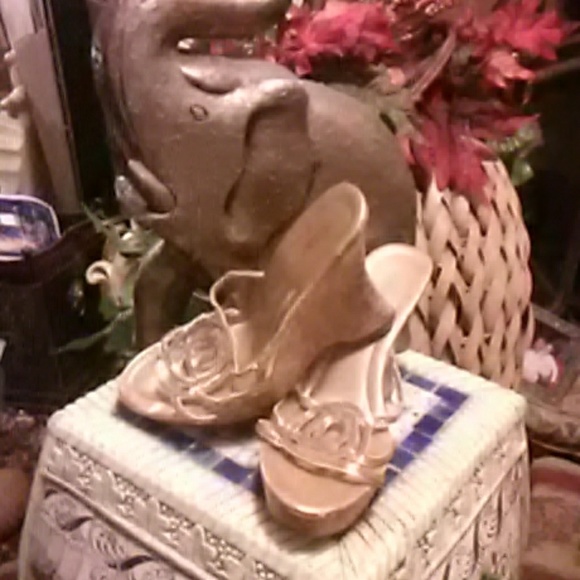 Fioni - Picture 3 of 4